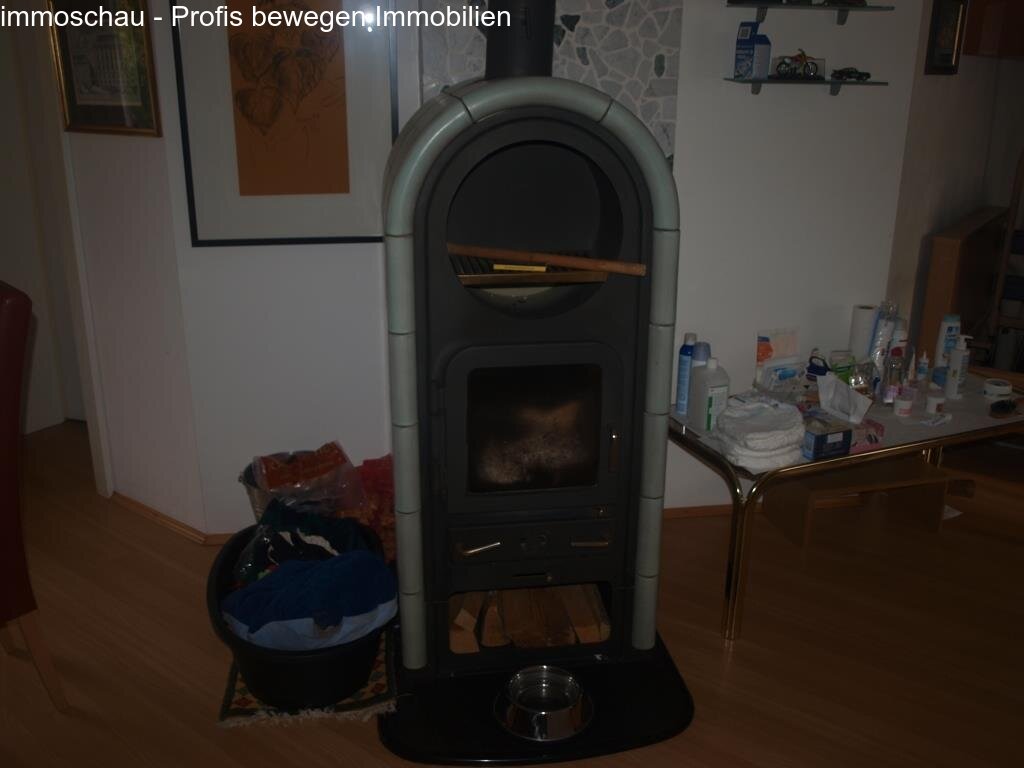 Wohnzimmer mit Kamin